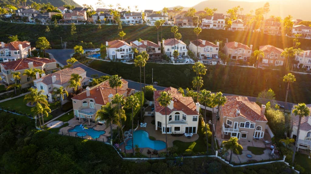 Panoramic view of Laguna Niguel, California - Moving and Storage Service from Popeye Moving & Storage serving Laguna Niguel and Los Angeles County