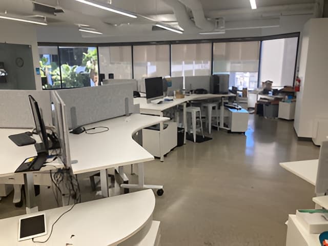 Office & Business Moving in Los Angeles | Popeye Moving & Storage